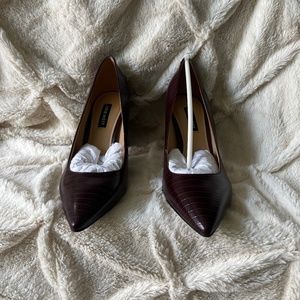 Nine West Dark Red Lizard Print